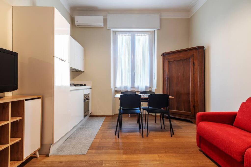 Appartamento Da Giuliana - Moderno Bilocale Milano Esterno foto